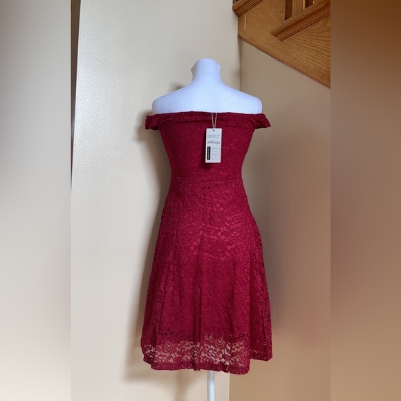 Women’s Dress Size Small Red Lace Off Shoulder A Line Swing Cocktail Party Dress - Picture 8 of 8
